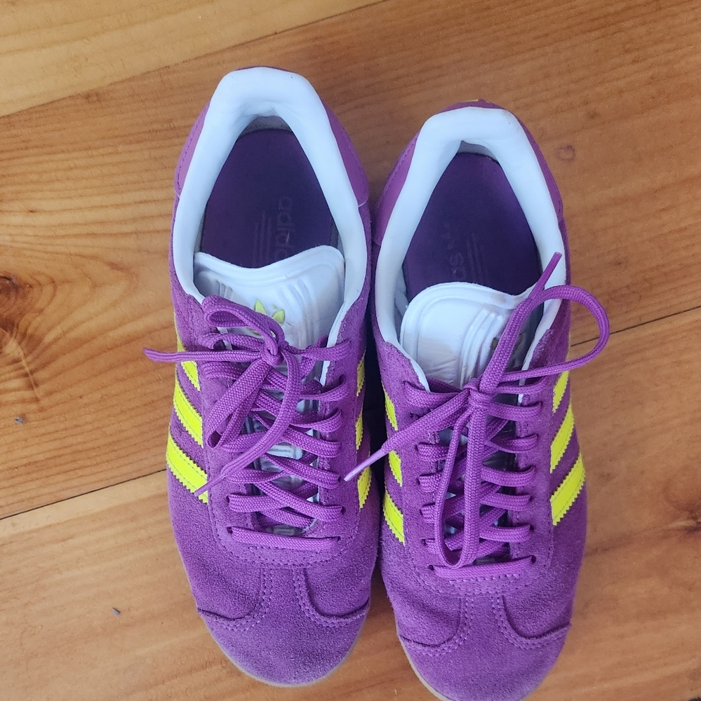 Adidas Gazelle Size 6